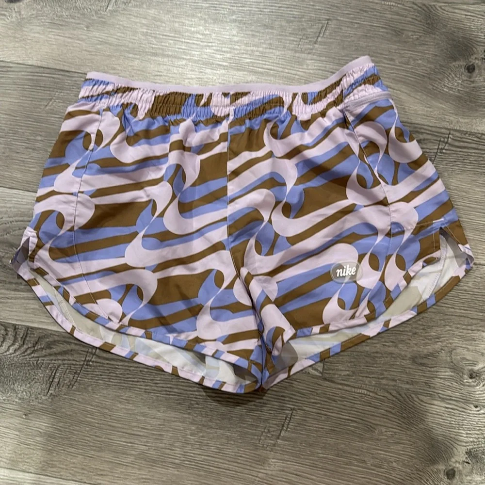 Nike Dri-Fit Icon Clash Tempo Luxe Running Shorts‎ - 2 pairs - size medium